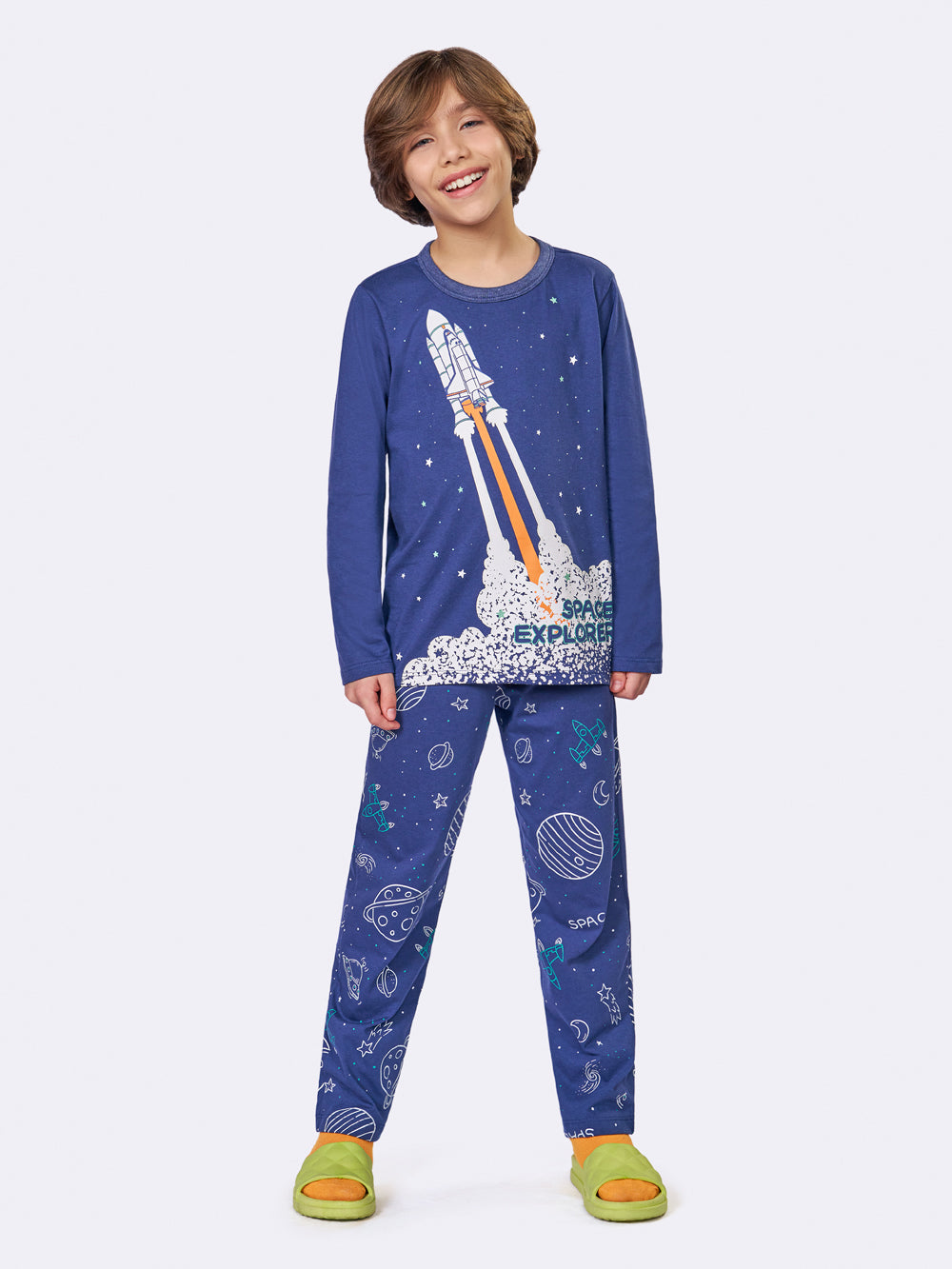 Pijama Infantil Space Explorer que Brilha no Escuro | Lili Picolé