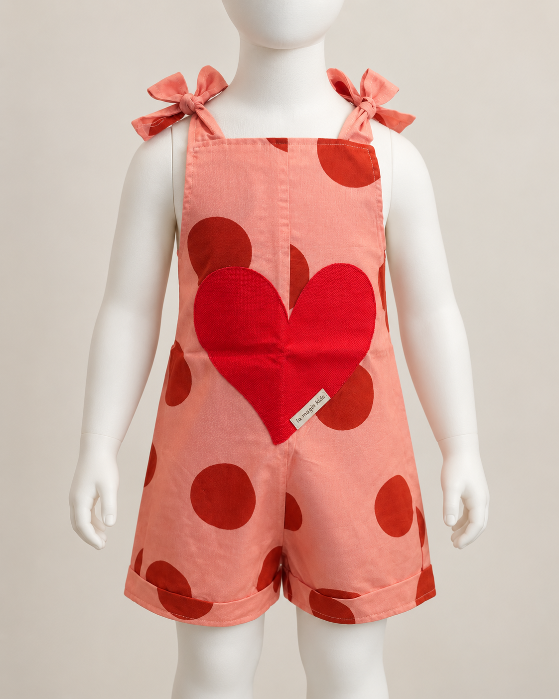 Macacão Infantil Bolotas Coração Vermelho | Lili Picolé